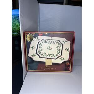 Lenox HOLIDAY 10" - 12" Expandable Trivet Christmas Holly Berry